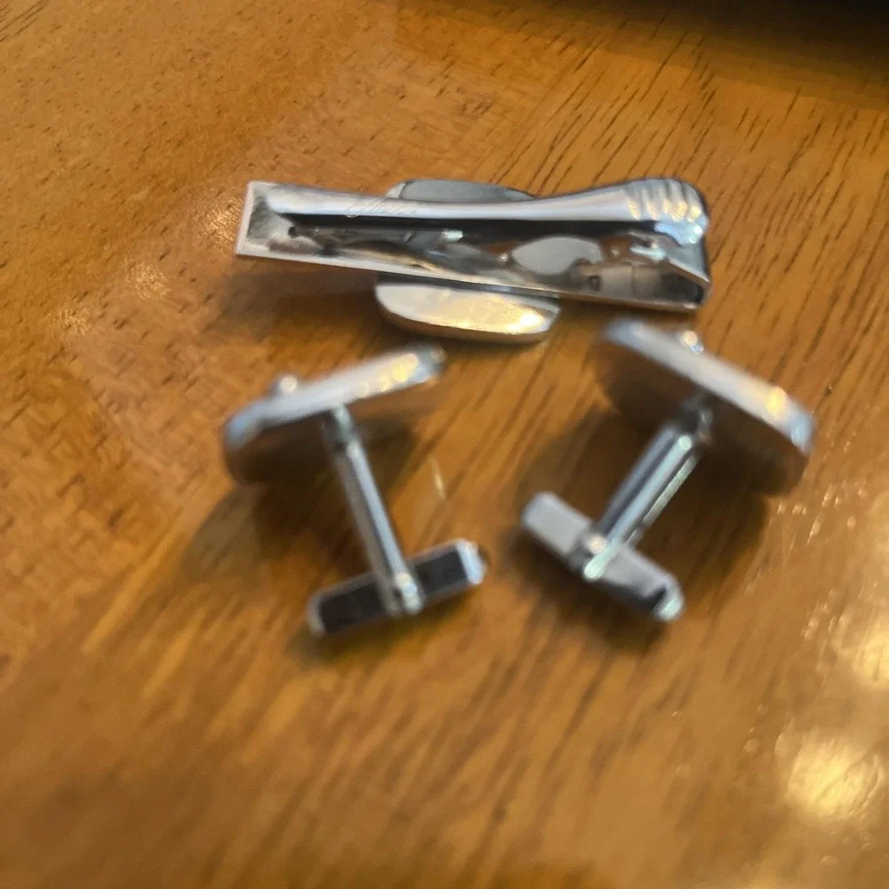 Anson Football Player Cufflinks Tie Clip set with # 7 Silver Tone Mens Vintage